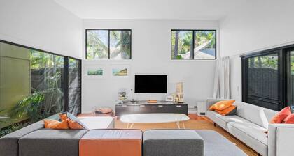 Bessou - Elizabeth Beach Holiday
