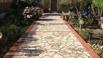 Enceinte de lâhĂ©bergement