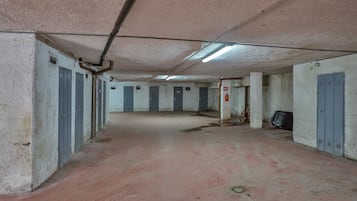 Free self parking