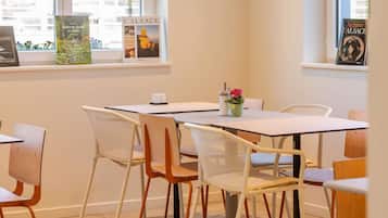 Daily buffet breakfast (EUR 9.90 per person)