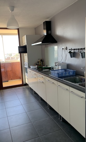 F5 quiet area 3 minutes from downtown