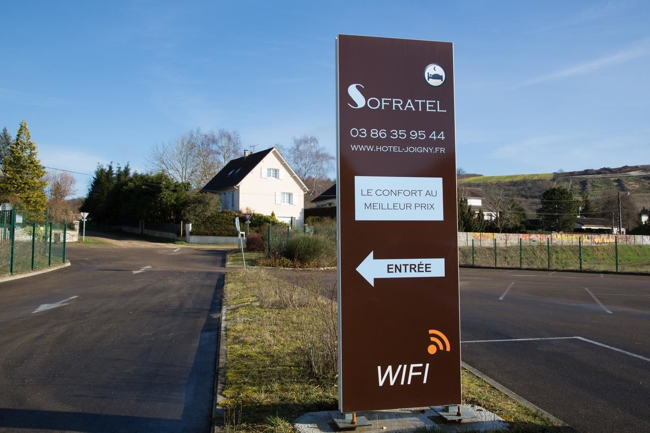 Self-parking (surcharge) 5 per night