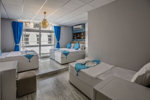 Suite, Balcony, City View - Royal Family Hotel (Istanbul)