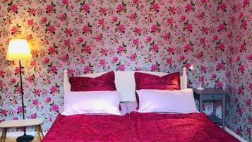 1 Schlafzimmer, BĂŒgeleisen/BĂŒgelbrett, Reisekinderbett, kostenloses WLAN