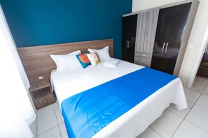 Blackout drapes, free WiFi - Pousada Nossa Senhora de Fátima (Florianópolis)