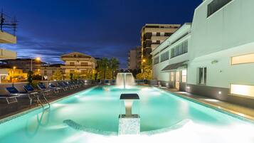 Seasonal outdoor pool