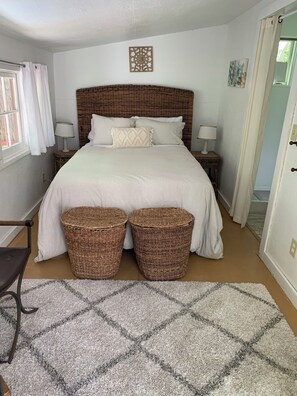 3 bedrooms, desk, iron/ironing board, WiFi