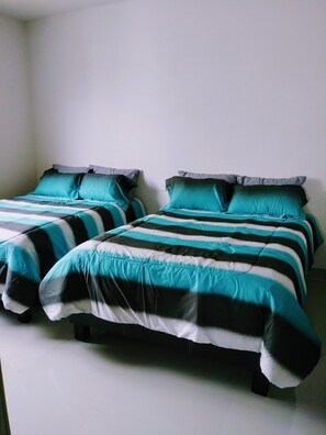 2 Schlafzimmer, Bügeleisen/Bügelbrett, Internetzugang, Bettwäsche