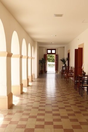 Smart TV 42 pulgadas con canales de televisión digitales, televisión