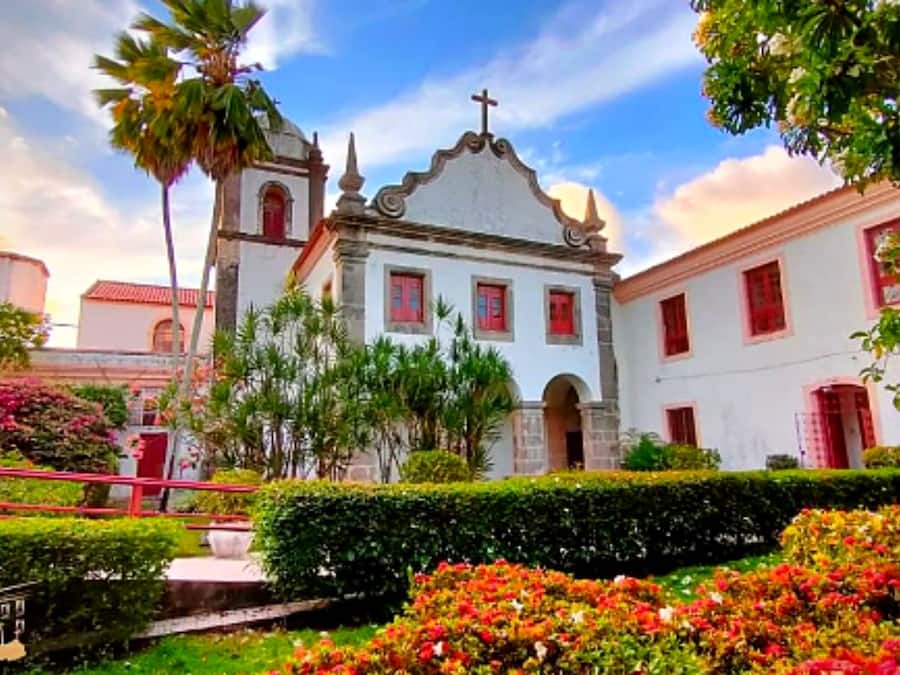 Facciata della struttura