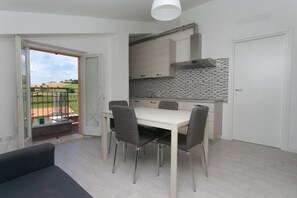 Dining - M157 - Marcelli, brand new three-room apartment 250mt from the sea (Marcelli)