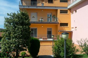 Exterior - M157 - Marcelli, brand new three-room apartment 250mt from the sea (Marcelli)