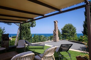 Terrace/patio - VILLA DEL MARE - Numana, wonderful villa 100mt from the sea (Numana)