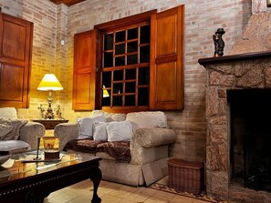 Smart-TV, Kamin, DVD-Player