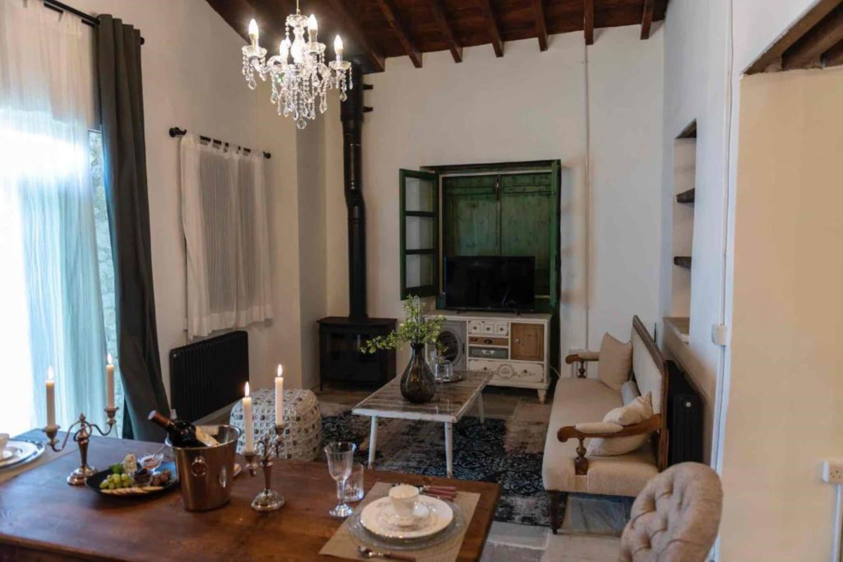 Merlot Suite | Living area