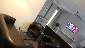 Apartment (N9) | Television