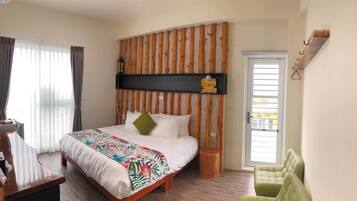 Chambre Double Ălite | Couette en duvet d'oie, bureau, lits pliants/supplĂ©mentaires