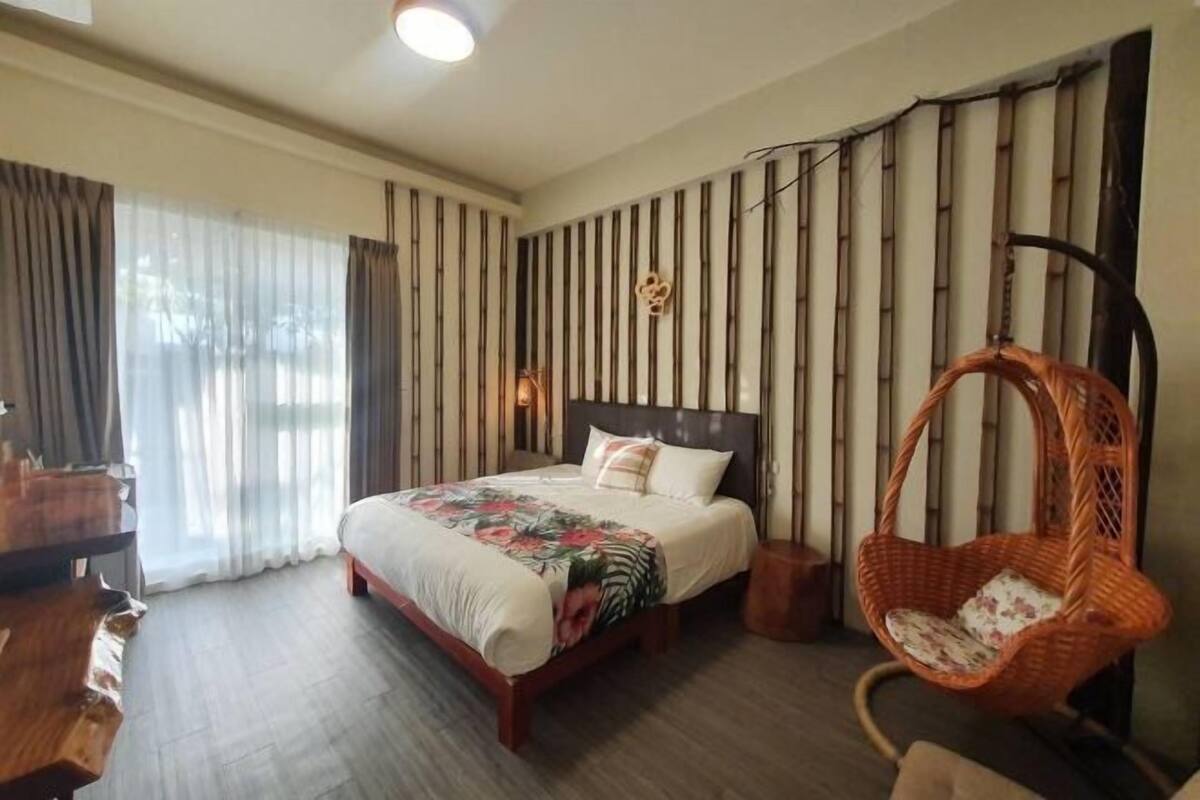 Dúnsængur, skrifborð, aukarúm, ókeypis þráðlaus nettenging