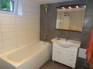 Hair dryer - House with big terrace in gardens (Samylu sen., Laumenu k.)