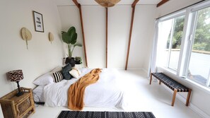 2 bedrooms, iron/ironing board - The Shaka Shack  - Pacific Palms Holidays (Smiths Lake)