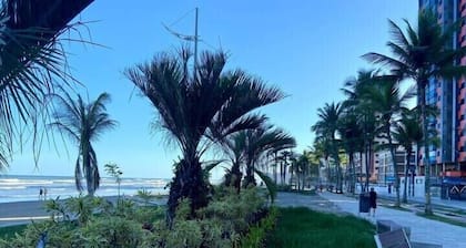 Praia Grande - Vila Caiçara 4-bedroom house with pool and barbecue -