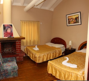 Iron/ironing board, free WiFi, bed sheets