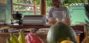 Petit déjeuner buffet compris tous les jours