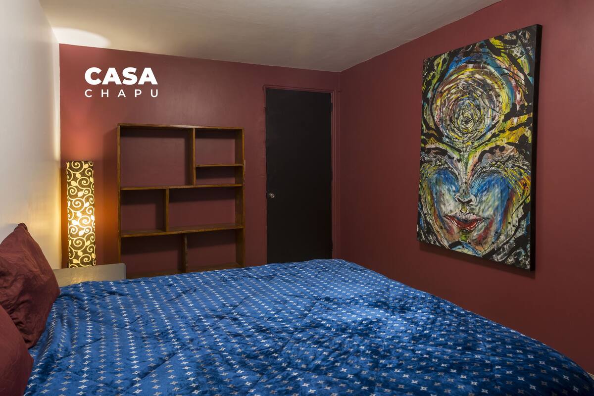 Economy Room | Down comforters, desk, laptop workspace, blackout drapes
