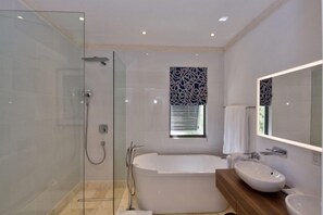 Hair dryer - Villa Nirvana (Prospect)