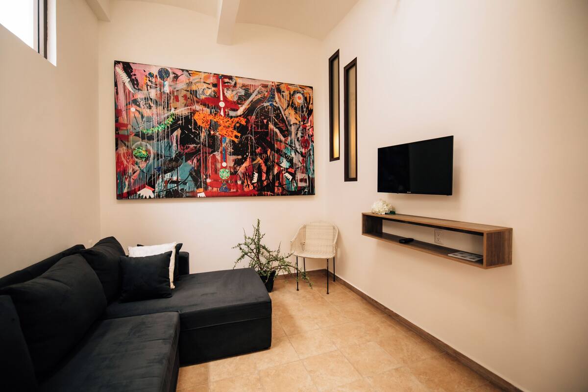 family room | premium bedding, individually decorated, individually furnished