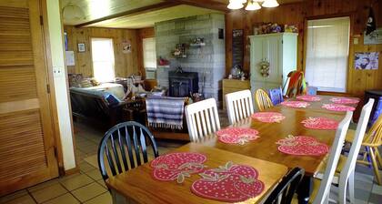 Lake Front Home close to Nashville IN, Bloomington IN and Indiana University