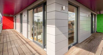 2 bed 2 Bath Greenwich Apart. - London