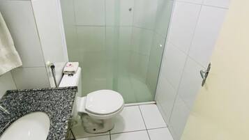 Ducha, toallas, jabón
