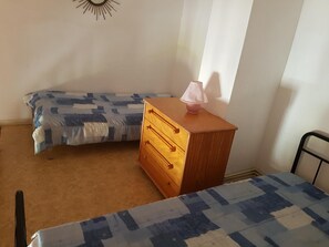 2 bedrooms, iron/ironing board
