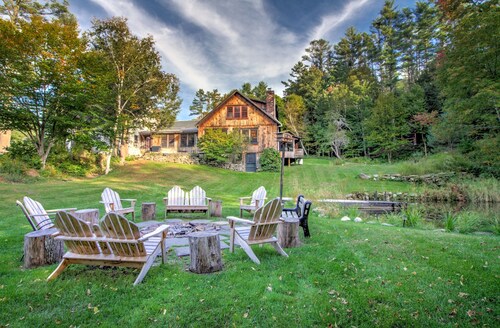 Red Brick Retreat - 8br 6ba Hot Tub Sauna Home Gym