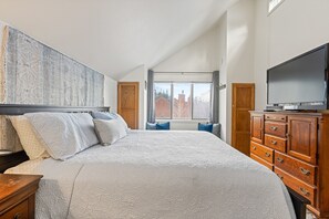 2 soverom, skrivebord, wi-fi og sengetøy