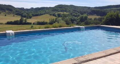 Kaunis näkymä rauhaa ja luontoa