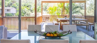 The Royal Cuban - Pacific Palms Holidays