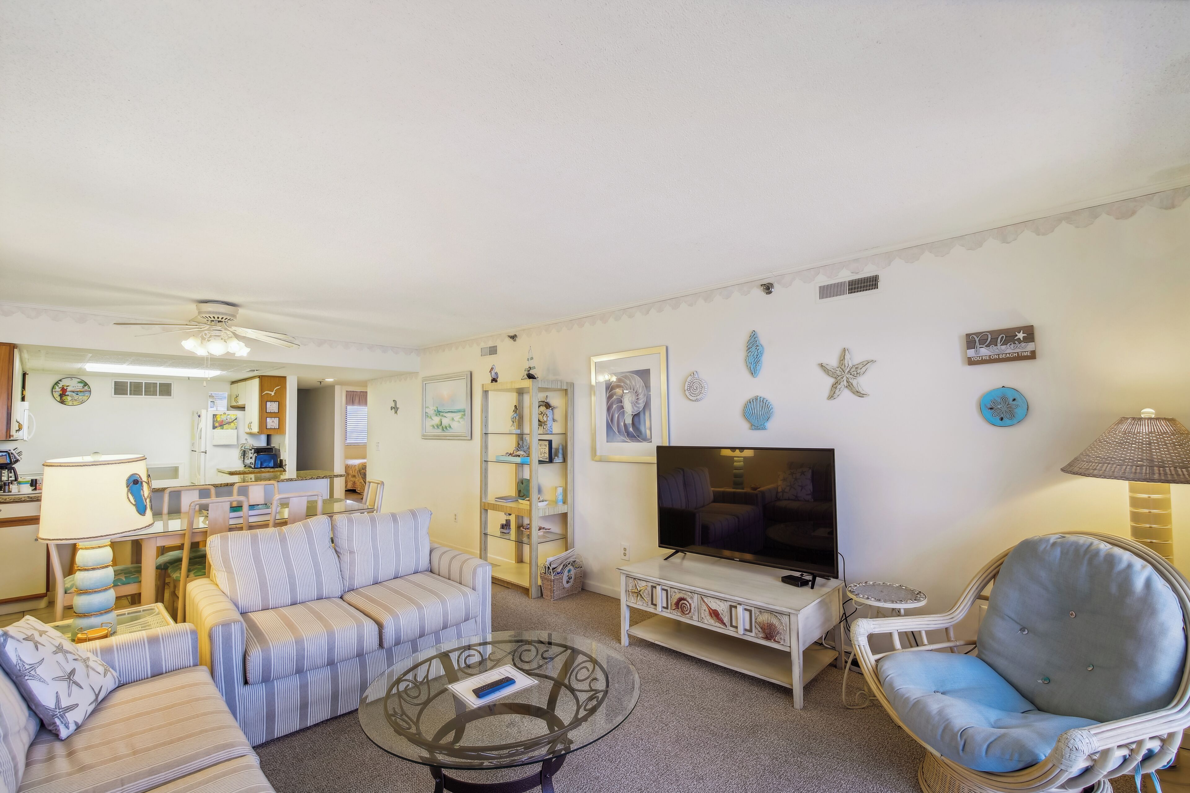 Televisión y reproductor de DVD 