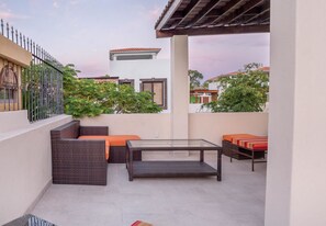 Balcony - Casa Del Gallo 2 BR by Casago (Loreto)