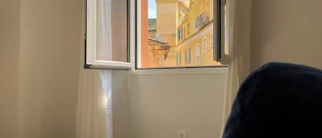 1 多间卧室、熨斗/熨衣板、免费 WiFi、床单