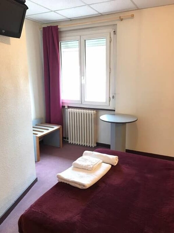 Business Double Room, 1 Bedroom, Non Smoking, Courtyard View
