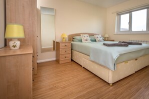 3 bedrooms, free WiFi, bed sheets