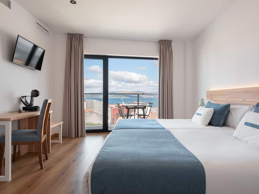 Superior kamer, 1 twee- of 2 eenpersoonsbedden | Een bureau, een laptopwerkplek, geluiddichte muren, gratis wifi