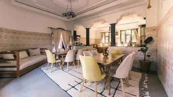 Breakfast, lunch, dinner served; Moroccan cuisine