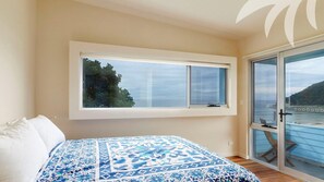 4 Schlafzimmer, Bügeleisen/Bügelbrett