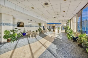 Dining - LINENS & DAILY ACTIVITIES INCLUDED*!!! THE CAPRI - 2BR/2BA condo with ocean & bay views. Indoor pool and many building amenties! (Ocean City)