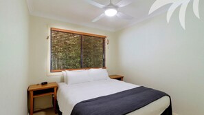 3 bedrooms, iron/ironing board