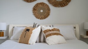 3 bedrooms, iron/ironing board, Internet