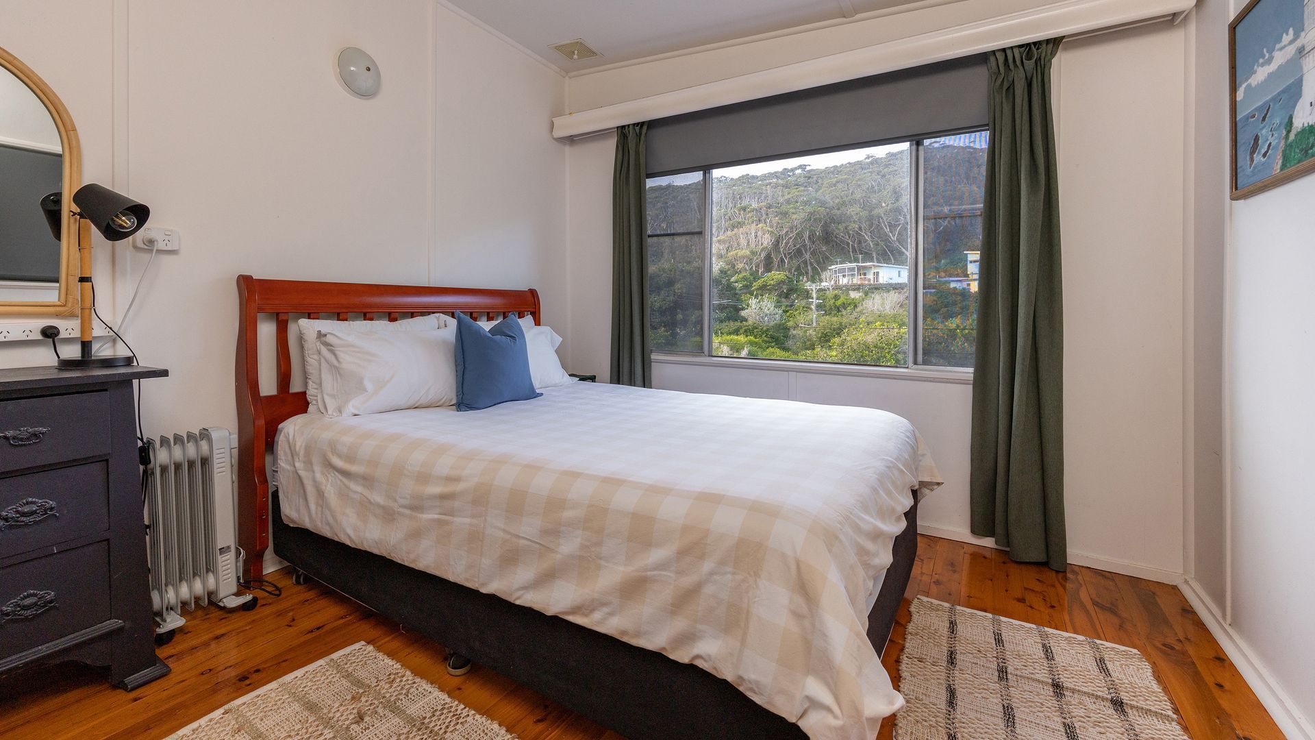 3 bedrooms, iron/ironing board
